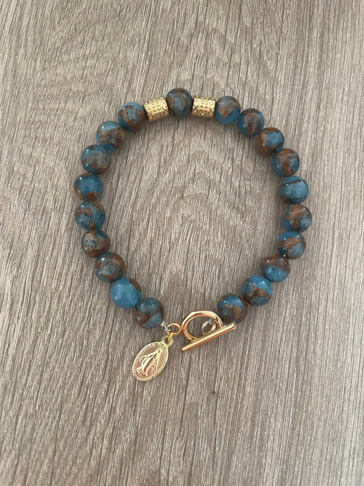 Bracelet Homme | Talisman Jaspe Bleu & Vierge Miraculeuse Dorée | Paix & Protection Divine