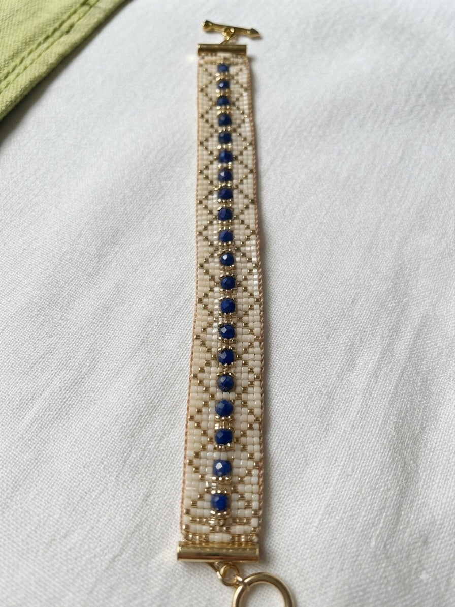 Collection Lapis Lazuli : Bracelet tissé fait main avec lapis lazuli incrustée |Bijoux Bohèmes & Symboliques